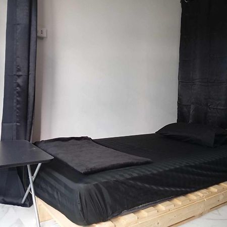 Lita Guesthouse Chiang Mai Buitenkant foto