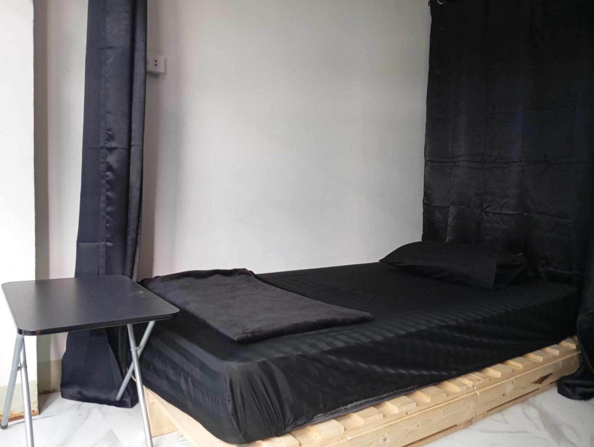 Lita Guesthouse Chiang Mai Buitenkant foto