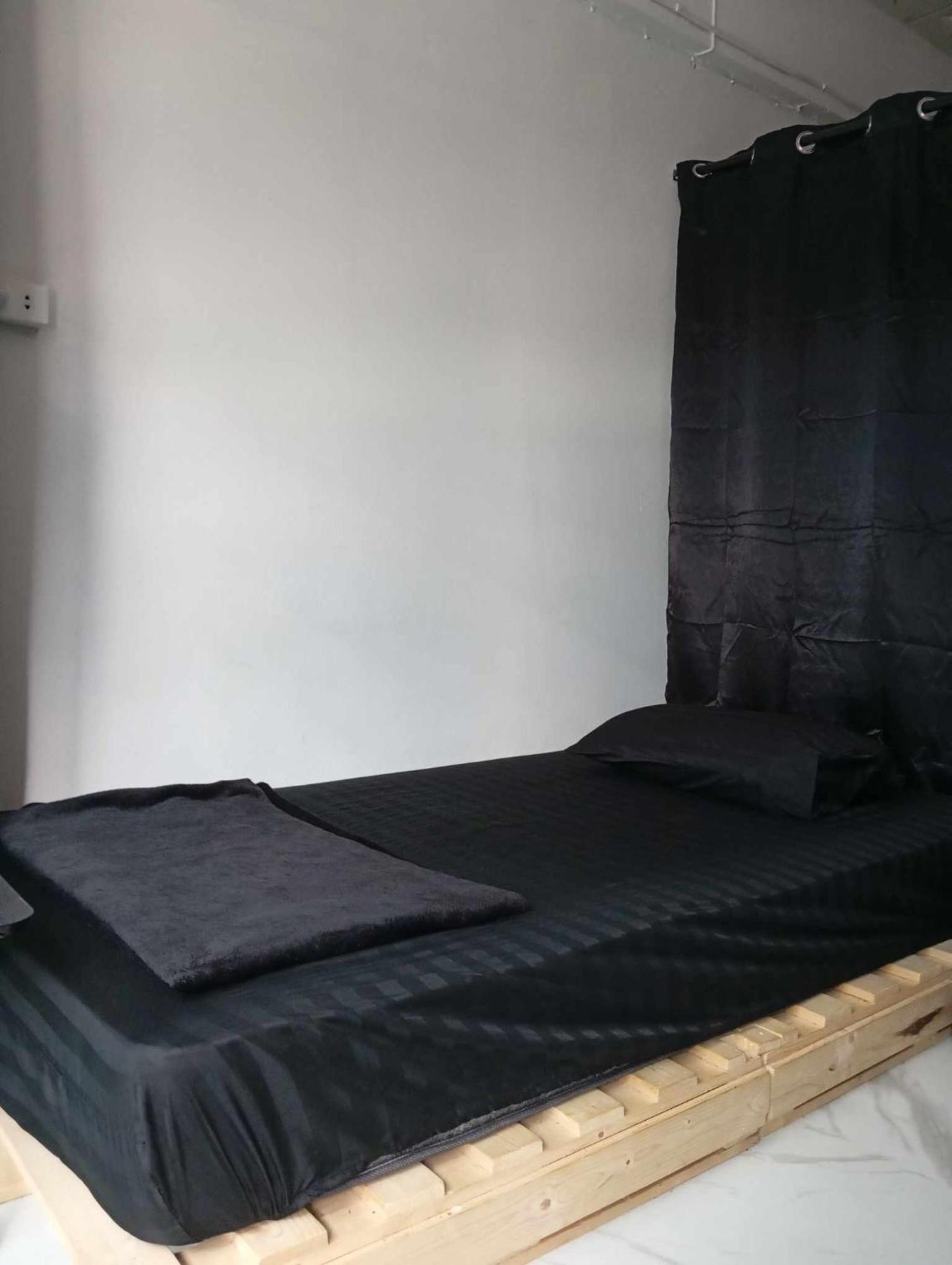 Lita Guesthouse Chiang Mai Buitenkant foto