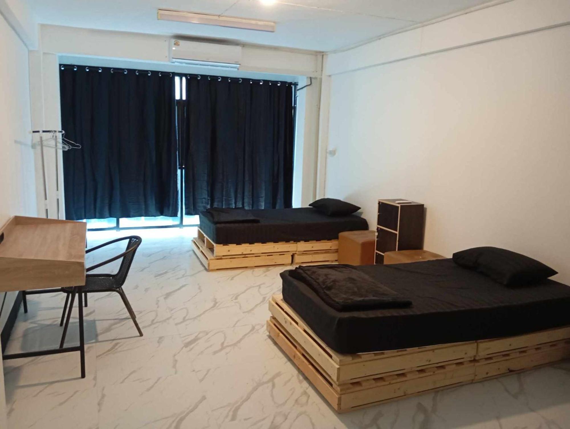 Lita Guesthouse Chiang Mai Buitenkant foto