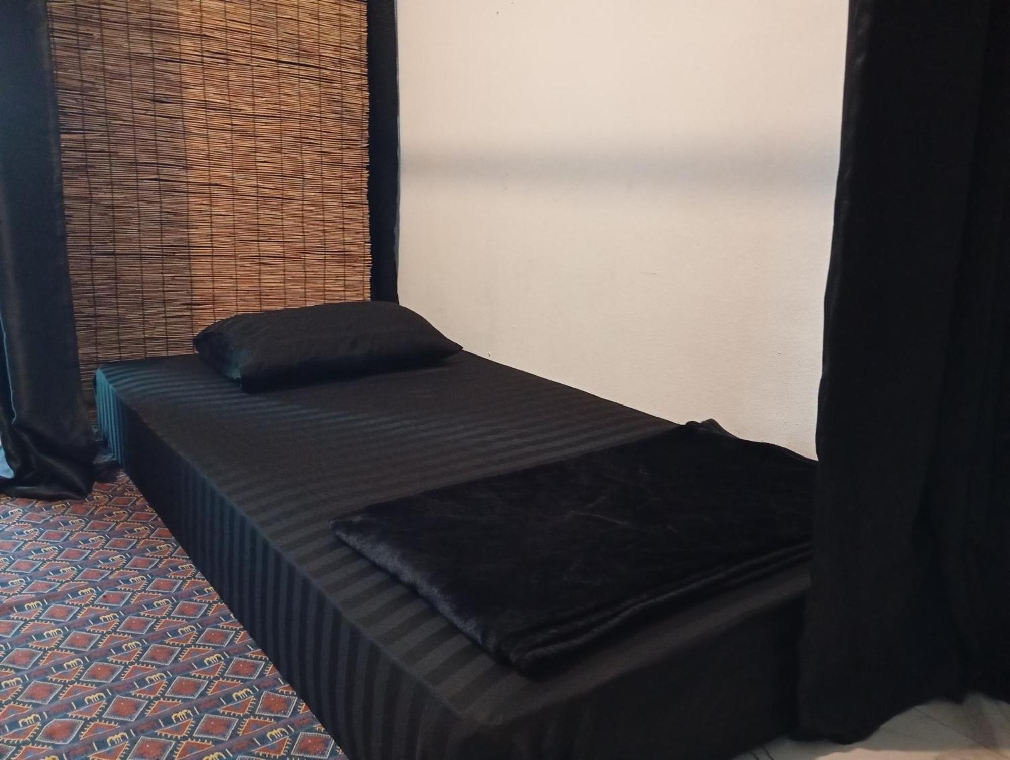 Lita Guesthouse Chiang Mai Buitenkant foto
